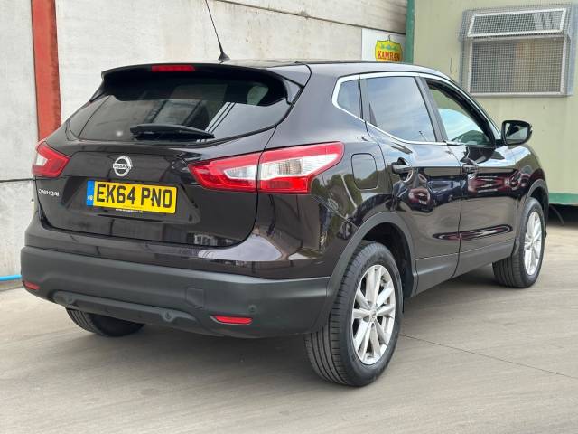 2014 Nissan Qashqai 1.2 DiG-T Acenta Premium 5dr