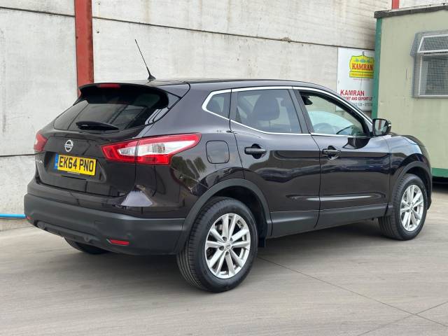 2014 Nissan Qashqai 1.2 DiG-T Acenta Premium 5dr