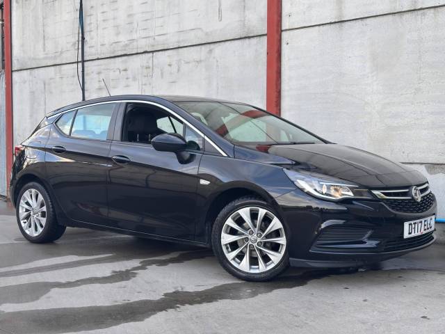 2017 Vauxhall Astra 1.4T 16V 125 Design 5dr