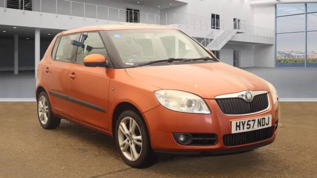 Skoda Fabia 1.6 16V 3 5dr Hatchback Petrol ORANGE