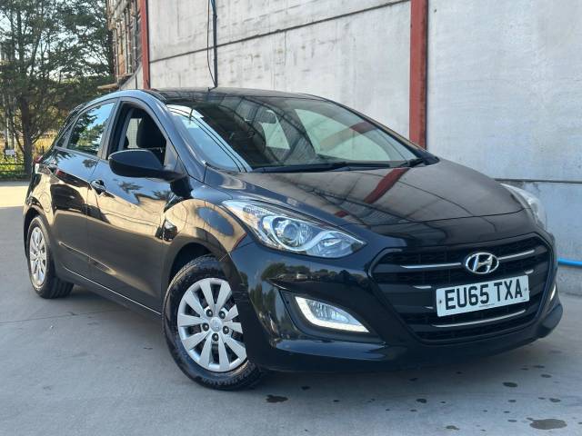 Hyundai i30 1.6 CRDi Blue Drive S 5dr Hatchback Diesel BLACK