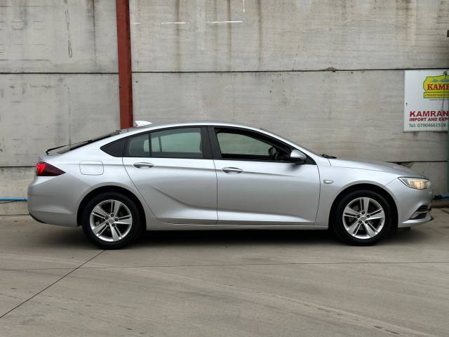 2017 Vauxhall Insignia 1.5T [165] Design Nav 5dr