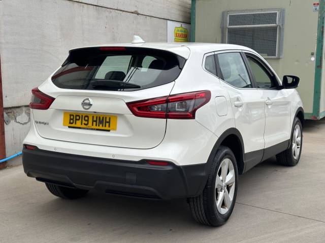 2019 Nissan Qashqai 1.3 DiG-T Acenta Premium 5dr