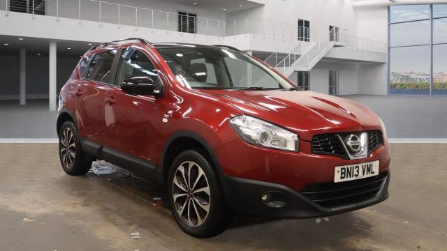 Nissan Qashqai 1.6 [117] 360 5dr Hatchback Petrol RED