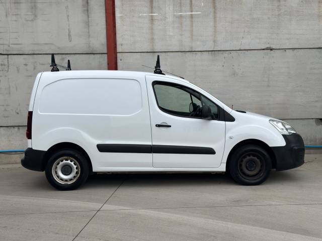 2017 Peugeot Partner 850 SE 1.6 BlueHDi 100 Van [non Start Stop]