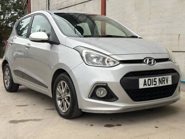 Hyundai i10 1.0 Premium 5dr Hatchback Petrol SILVER
