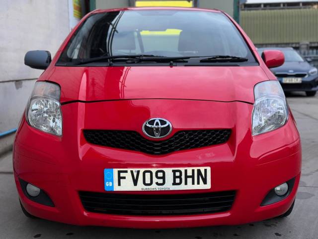 2009 Toyota Yaris 1.33 VVT-i SR 5dr [6]