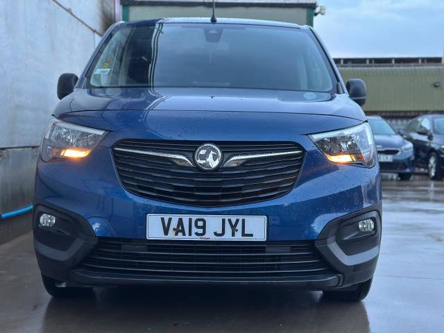 2019 Vauxhall Combo 2300 1.5 Turbo D 100ps H1 Edition Van