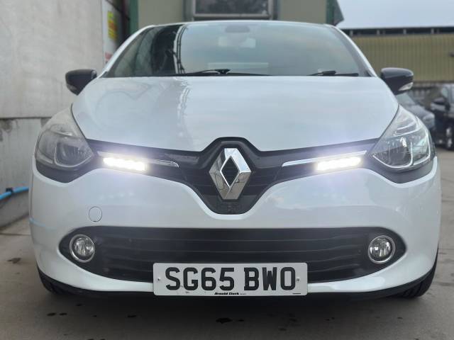 2015 Renault Clio 1.2 16V Dynamique Nav 5dr