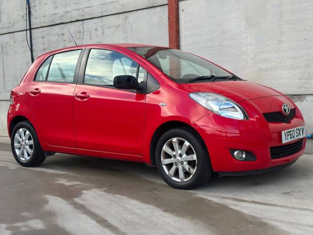 2011 Toyota Yaris 1.33 VVT-i T Spirit Nav 5dr [6]